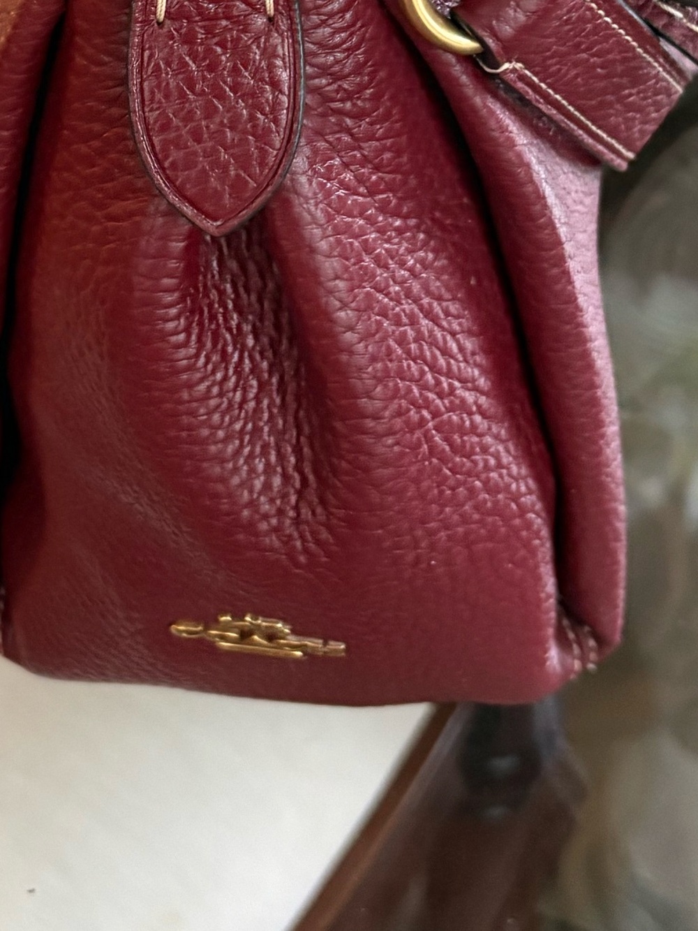 ♥️♥️COACH SHAY CONVERTIBLE SHOULDER/CROSSBODY BURGUNDY PEBBLED LEATHER BAG!♥️♥️ - Picture 4 of 10